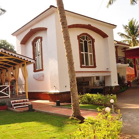 Antara Goa Hotel Marmagao Exterior foto